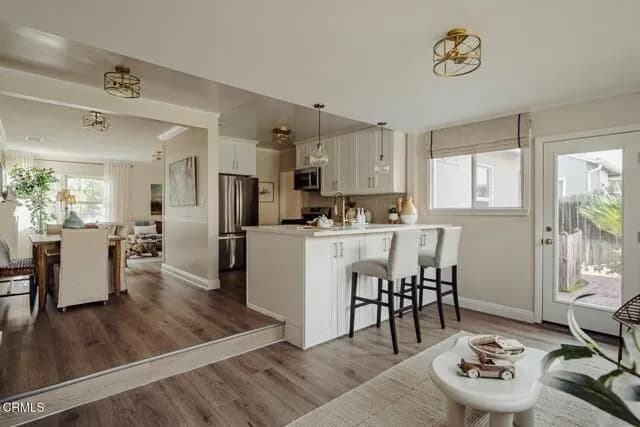 라 크레센타 단독주택 – 학군 좋은 조용한 주거지
						주택  La Crescenta CA's preview 0