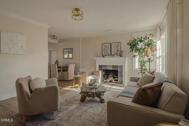 라 크레센타 단독주택 – 학군 좋은 조용한 주거지
						주택  La Crescenta CA's preview 2