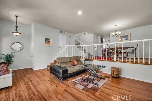 토런스 센트럴 게이티드 타운홈 – 학군·입지 좋은 실거주형
						타운하우스  Torrance CA's preview 1