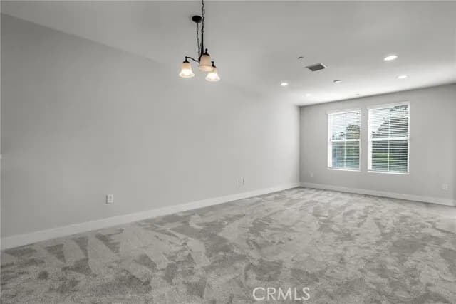 올드 토런스 콘도 – 공원 앞 리조트형 라이프스타일
						콘도  Torrance CA's preview 1