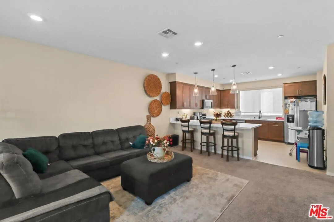 가디나 신축 타운홈 – 출퇴근 편한 모던 주거
						타운하우스  Gardena CA's preview 2