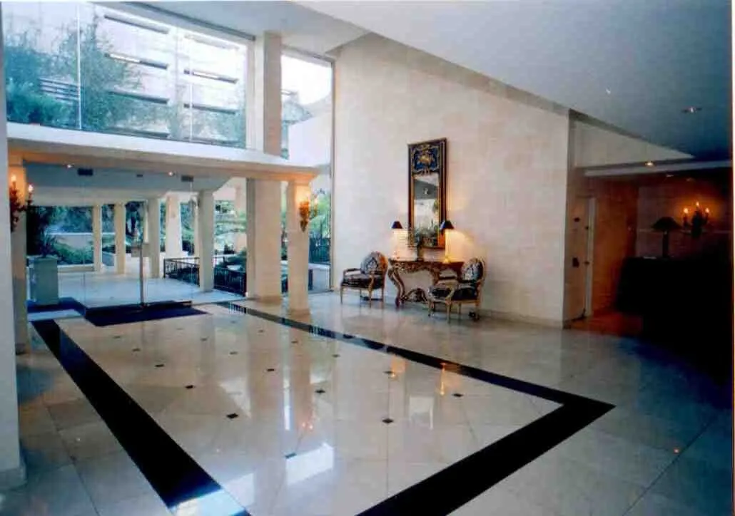 한타 중심 2B2B 함께 살 여성 룸메이트 구함
					룸메이트
					Los Angeles's preview 1