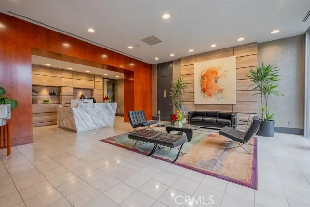 다운타운 콘도
						방1 화장실1, 오픈구조, 업그레이드, 시큐리티, 부대시설, 편리한 위치 
						콘도  Los Angeles CA's preview 2