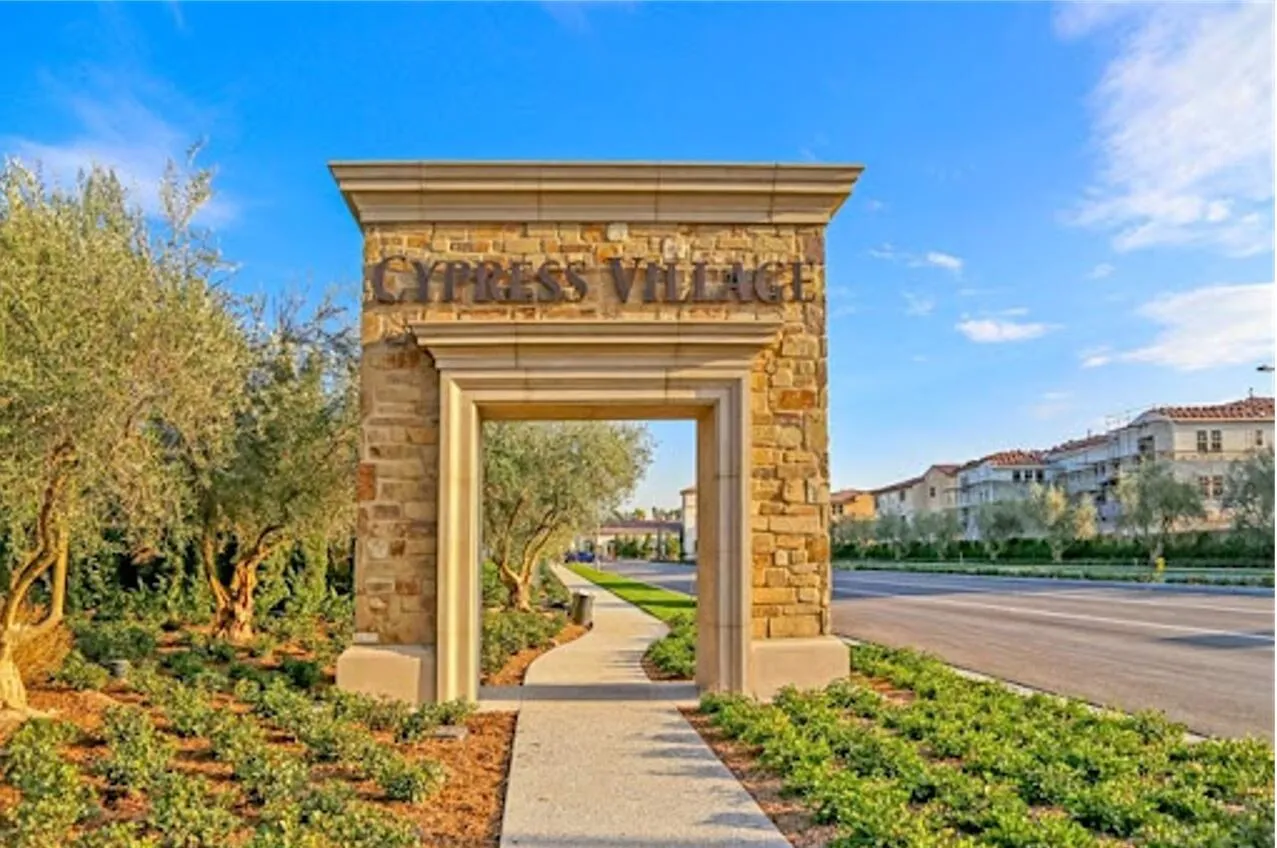 얼바인(Irvine) Cypress Village 마스터룸 단기렌트
					룸메이트
					Irvine's preview 0