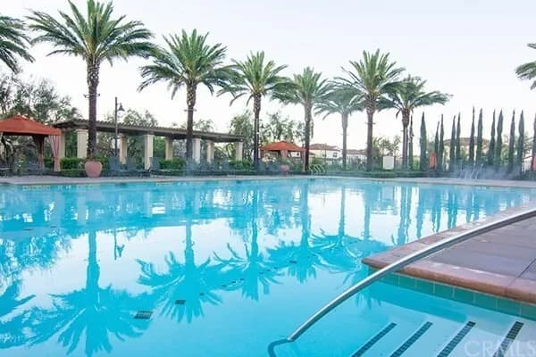 얼바인(Irvine) Cypress Village 마스터룸 단기렌트
					룸메이트
					Irvine's preview 1