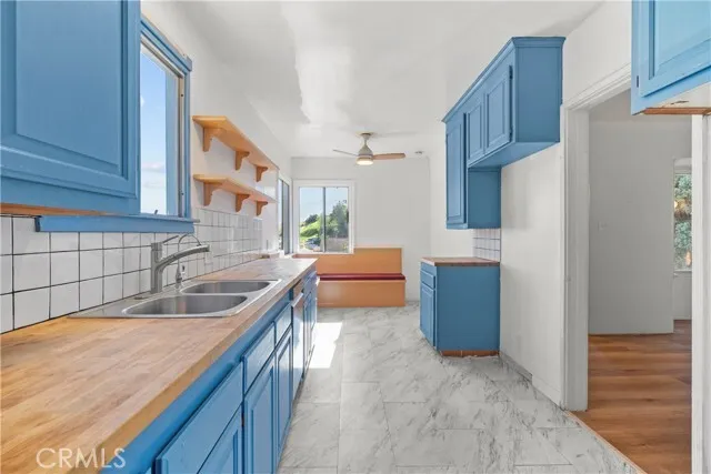 엘세라노 아담하지만 실속있는 주택 [추천020526]
						방 2, 화 1, 스튜디오, 프라이빗 뒷마당 
						주택's preview 2