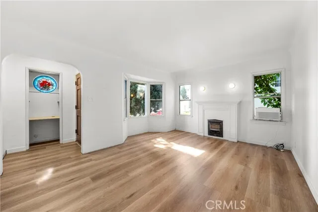 엘세라노 아담하지만 실속있는 주택 [추천020526]
						방 2, 화 1, 스튜디오, 프라이빗 뒷마당 
						주택's preview 0