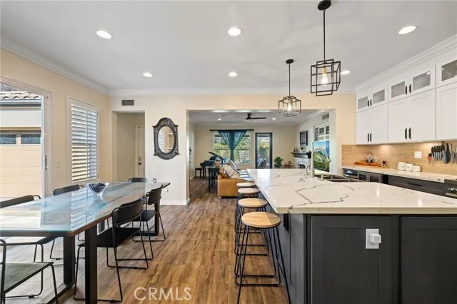 풀러튼 단층 풀하우스 – 완전 리노베이션 & 대형 랏
						주택  Fullerton CA's preview 0