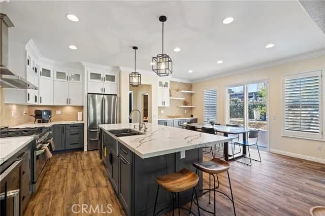 풀러튼 단층 풀하우스 – 완전 리노베이션 & 대형 랏
						주택  Fullerton CA's preview 3