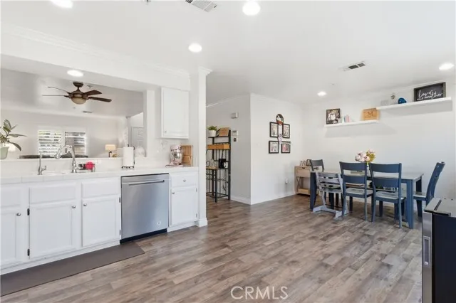 (애나하임) 3베드 콘도
						부동산쟁이 캐티 리 추천 (031326)
						콘도  Anaheim CA's preview 1