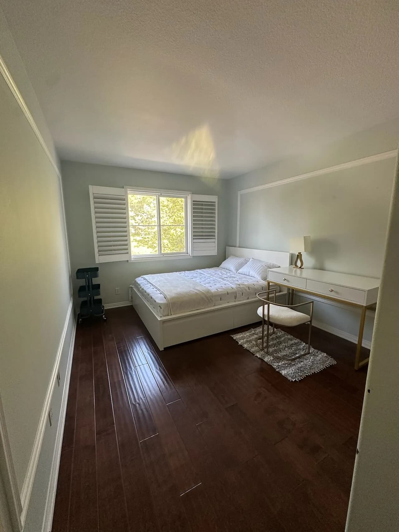 게이트단지내 룸랜트, 하숙
					룸메이트
					OC's preview 0