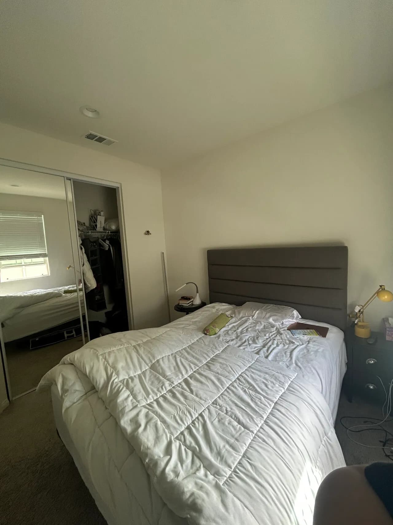 Buena Park 방렌트합니다! (여성분 인턴 환영)
					룸메이트
					Buena Park's preview 2