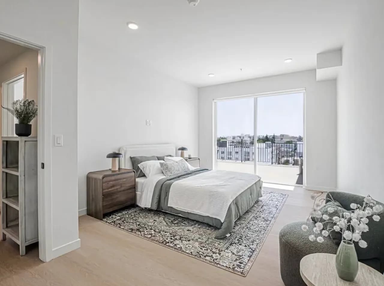 2026년 신축 한인타운 아파트 1bed, 2bed, 3bed
					아파트
					Los Angeles's preview 2