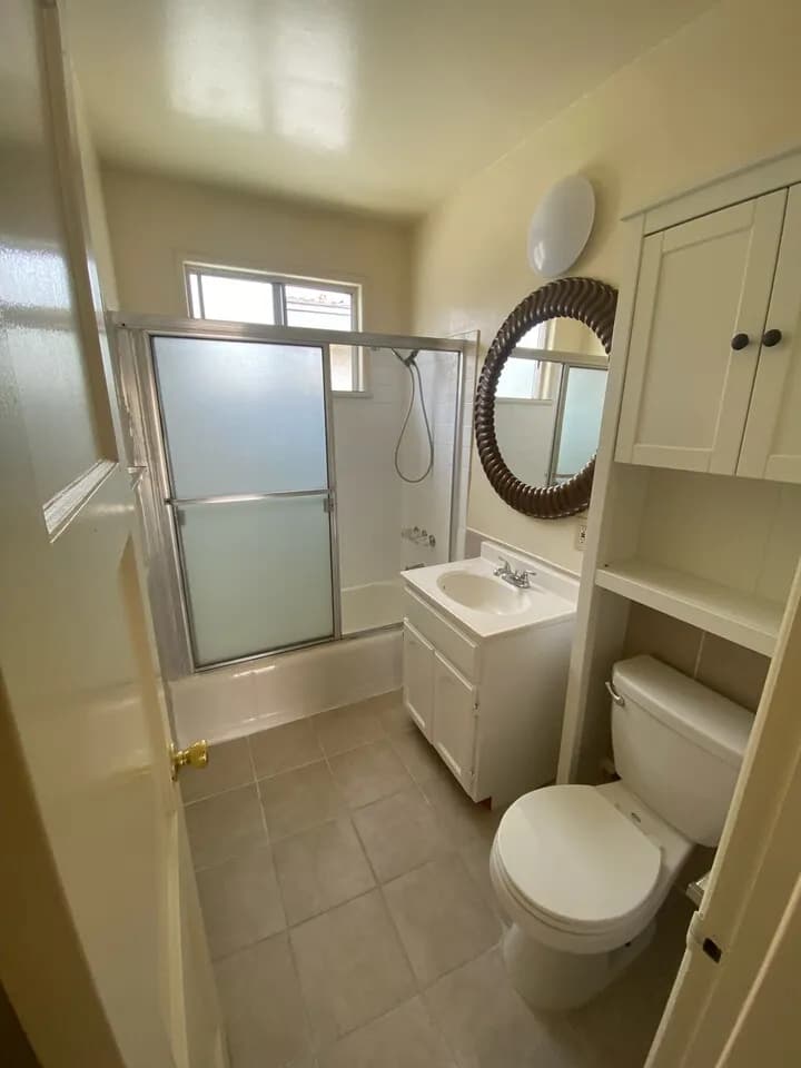 한인타운, 1 베드, 1 베스, 1 주차 아파트
					1 Bed
					Los Angeles