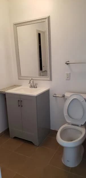 2bed 1bath 1parking
					아파트
					Los Angeles's preview 3