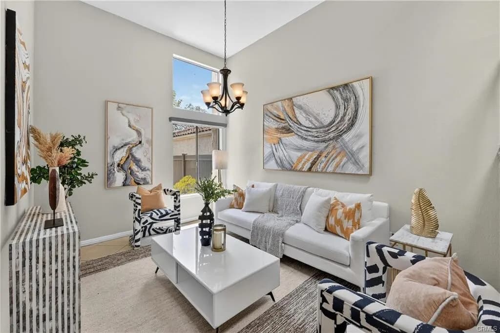 [플러튼] 최고의 Luxury 게이트 리조트단지 업그레이드 넓은타운홈
						1963 SQFT, 24시간 가드가있는 게이트단지, Beechwood 학군
						타운하우스  Fullerton CA's preview 1