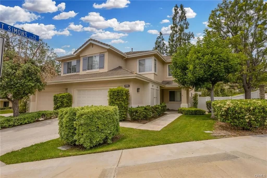 [플러튼] 골프장안 게이트리조트단지 고급주택
						2271 SQFT, 하이실링, 업그레이드, 넓은 2층 loft
						주택  Fullerton CA's thumbnail